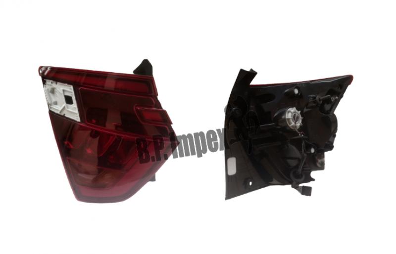 LAMP ASSEMBLY REAR COMB OUTSIDE LH